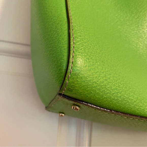 Kate Spade Wellesley Quinn handbag in Apple Green leather & dust cover - Picture 6 of 16